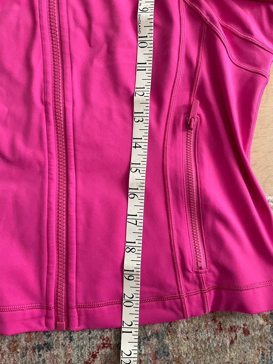 NWOT LULULEMON Define Cropped Jacket - Bright Pink - Picture 10 of 10